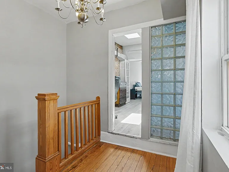 14 Poultney St — Photo 19