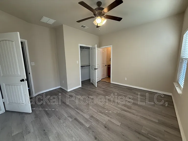 214 N Ricketts St — Photo 11