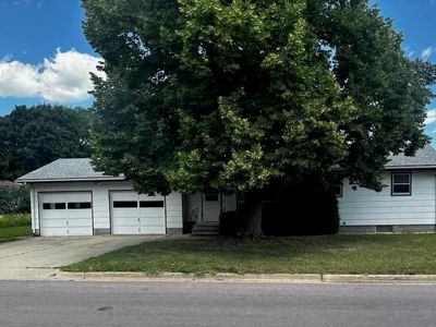 505 Saint Julien St, Saint Peter, MN, 56082