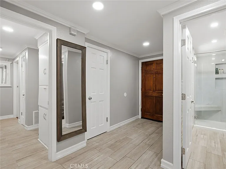 11642 Daniel Ave — Photo 14