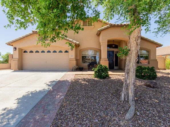 3961 E THORNTON Avenue, Gilbert, AZ 85297