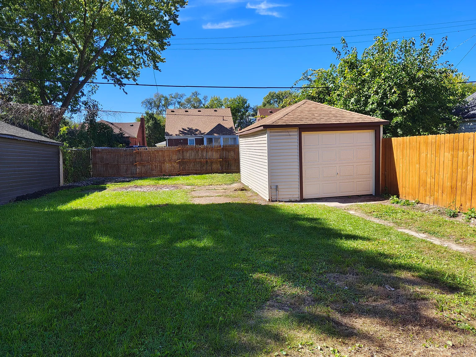 4 bed, 925 sqft, $1,790 — Photo 4