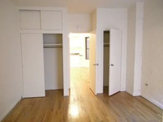 Rented by Vickers Realty | media 5