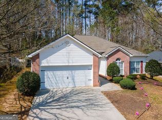 19 Harpers Farm Dr, Newnan, GA 30263