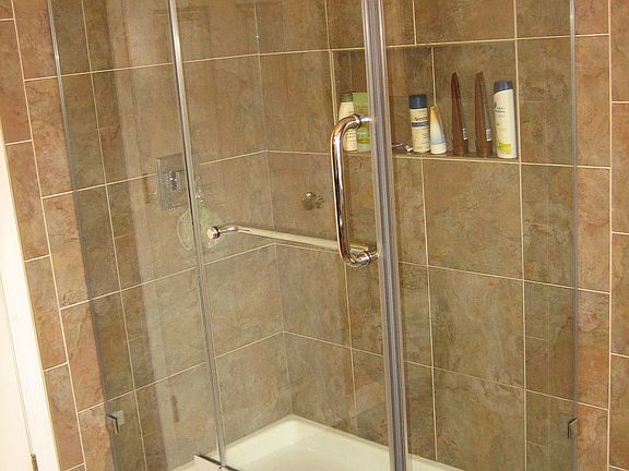 New Master Bath Frameless Glass Shower