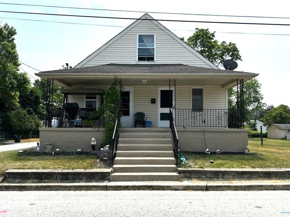 170 Walnut Ave #A