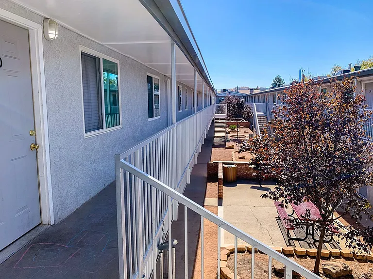 Desert Park Apartments — Photo 40
