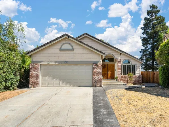 200 Camelot Dr, Tracy, CA 95376