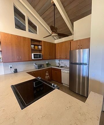 2nd image of 3-3400 Kuhio Hwy APT A407
