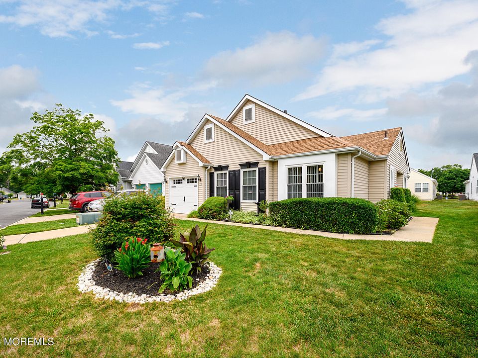 1st image of 12 Rumford Court