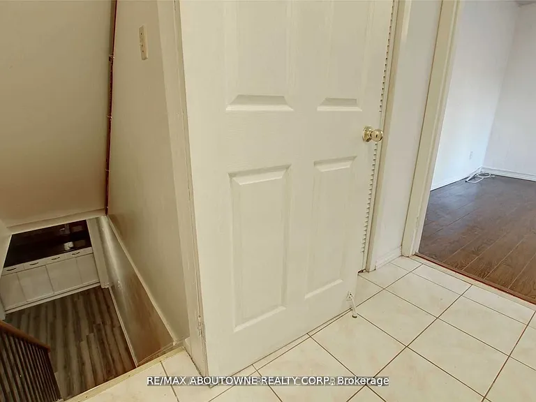 14 Angus Dr #LOWER — Photo 10