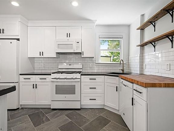 3rd image of 225 Elmwood Ave