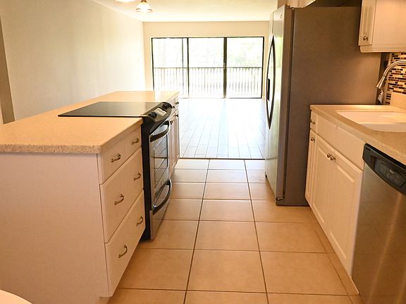 3rd image of 2800 Cove Cay Dr Unit 2F