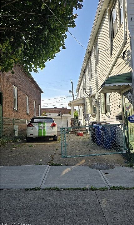 2nd image of 1342 W 69th St