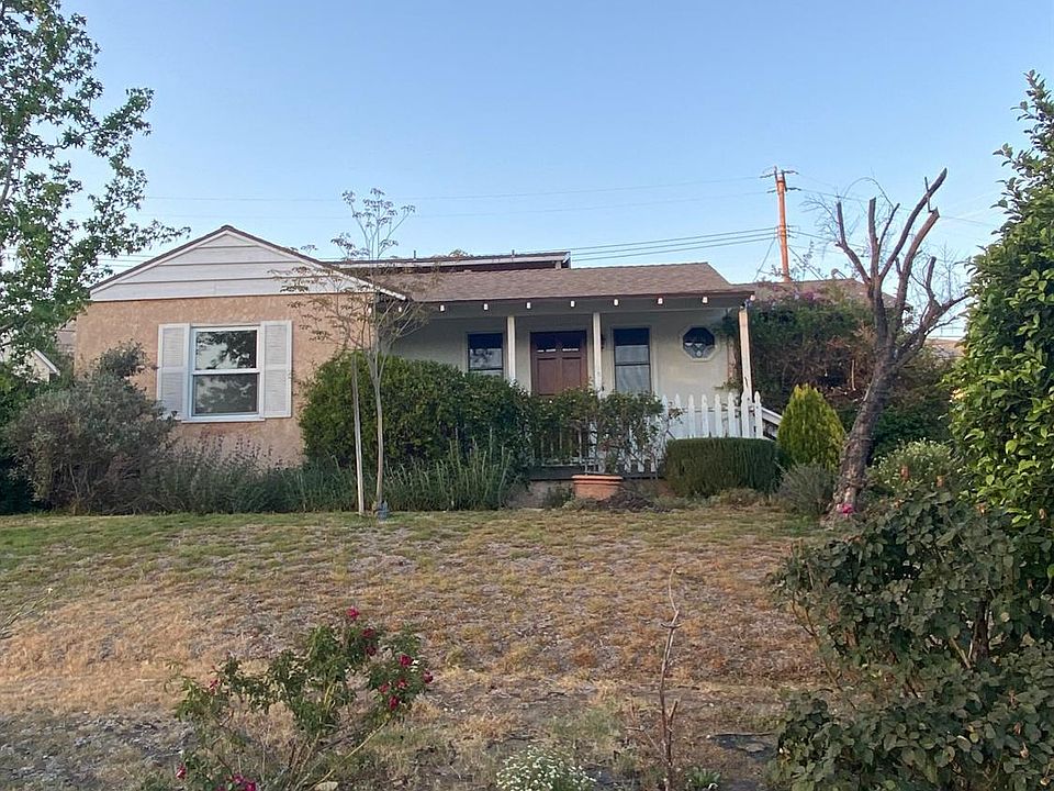 1st image of 3217 Los Olivos Ln