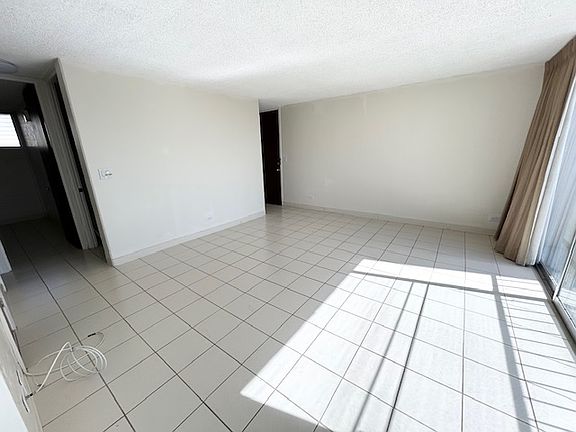 3rd image of 1702 Kewalo St APT 203