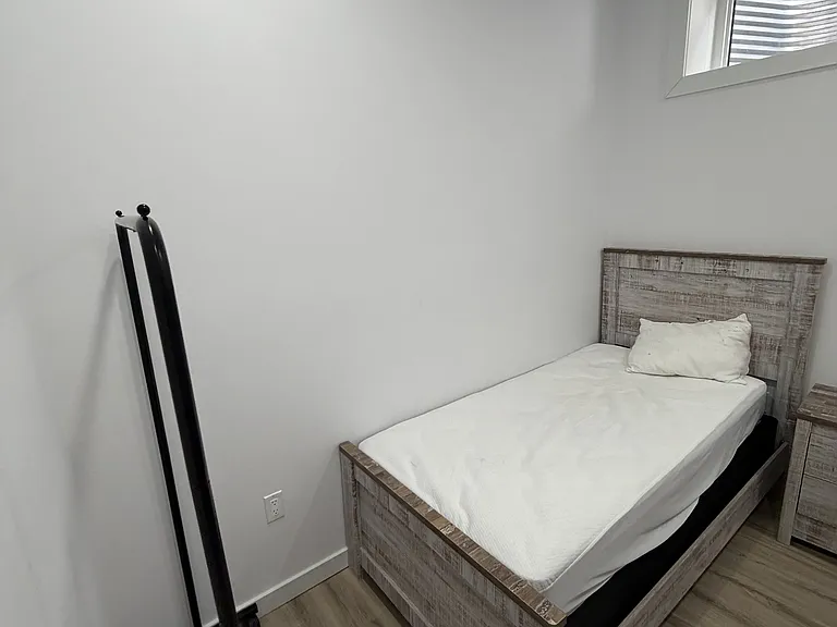 316 Somerset St E #-R4 — Photo 11