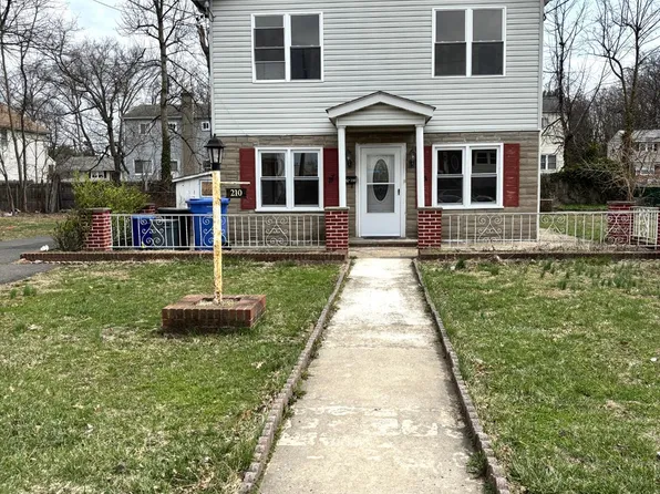 210 2nd St, Middlesex, NJ 08846