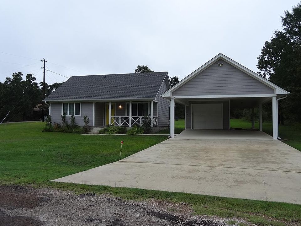 1st image of 15621 Blackburn Dr