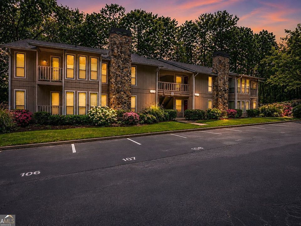 1st image of 3843 Woodridge Way