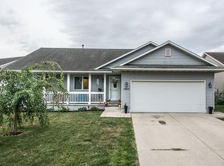 2804 River Ridge Rd, Des Moines, IA 50320