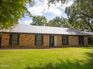 104 Raphael Dr, Lafayette, LA 70508