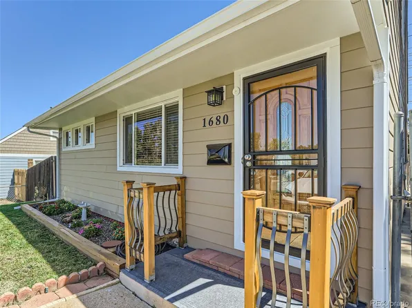 1680 S Quivas Street, Denver, CO 80223