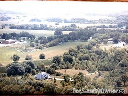 Master Bed room to die for. Super Large!
						:
						Large walk in closet. View sunrise,pond. Ensuite Bath shower, Jacuzzi, Bidet.