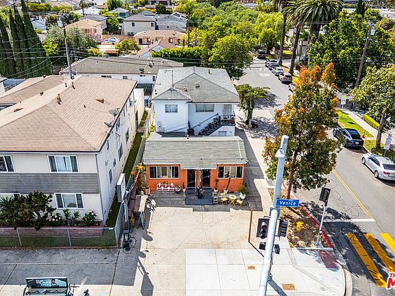 2nd image of 10872 Venice Blvd