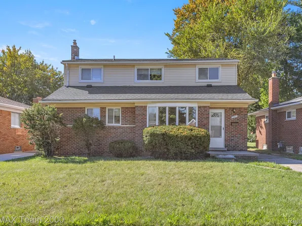 9311 Riverview Ave, Redford, MI 48239