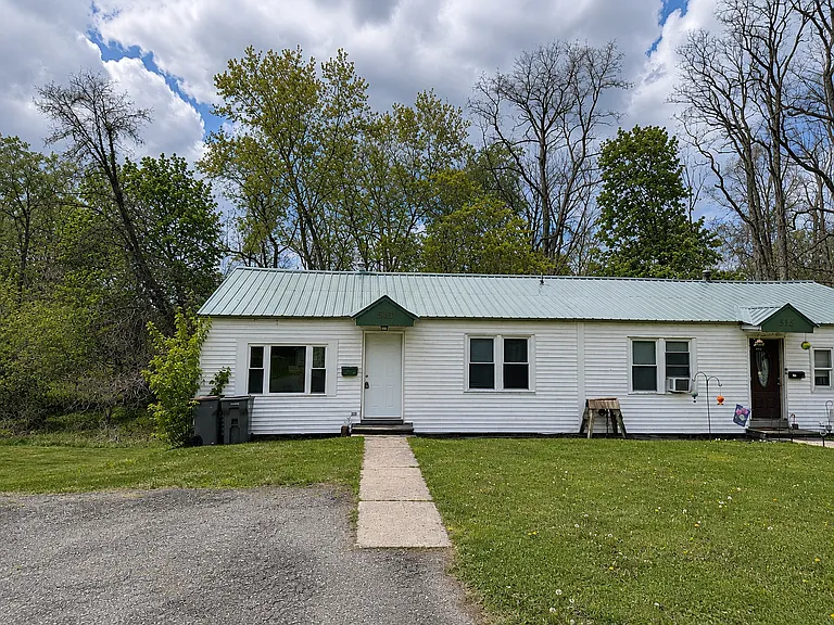 513-515 River Rd — Photo 1