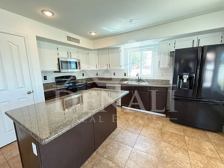 1249 W Kelly Ln — Photo 11