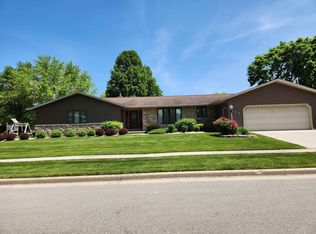 704 Diane St, Chilton, WI 53014
