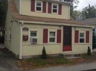77 Huron St, Warwick, RI 02889