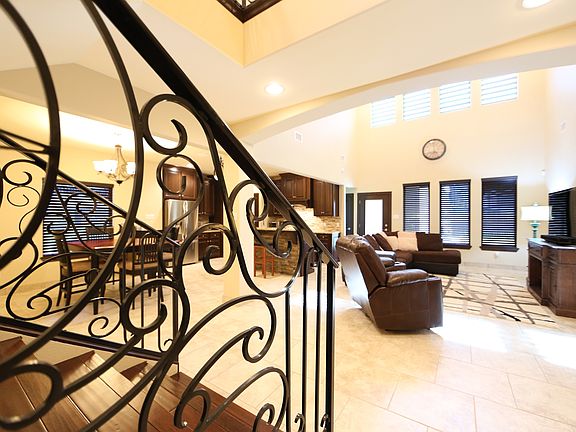 4th image of 5111 Nevis Dr