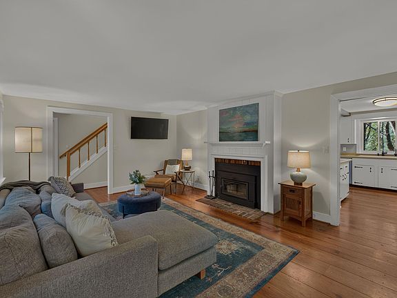 5th image of 2670 Stowe Ct