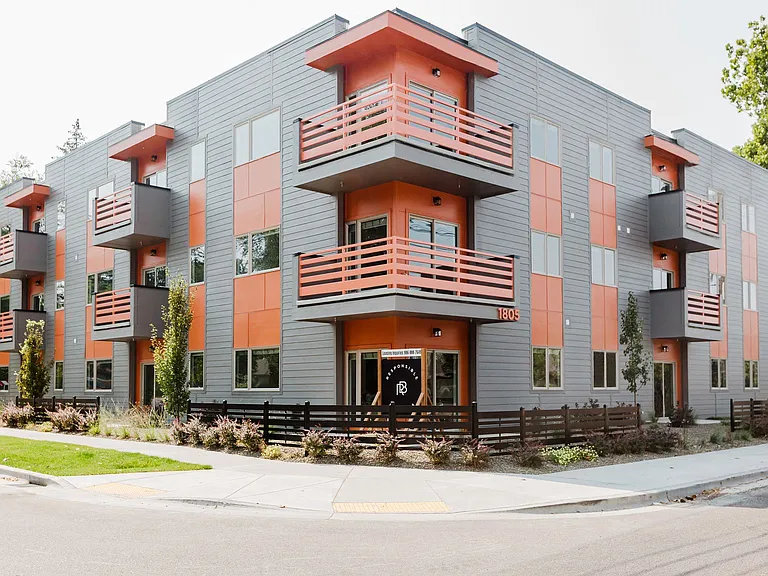 Mesa Pointe — Photo 1