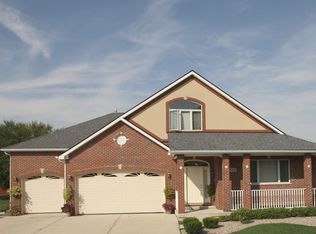 17412 Central Park Ave, Hazel Crest, IL 60429