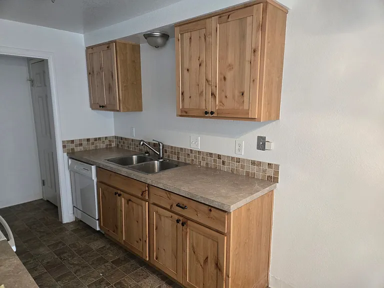 1715 Center Ave #1 — Photo 46
