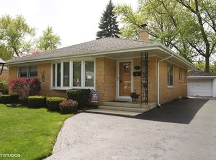 1010 N Yale Ave, Arlington Heights, IL 60004