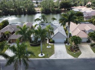 1092 Tivoli DR, NAPLES, FL 34104