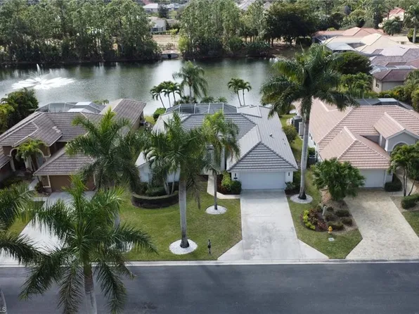 1092 Tivoli DR, NAPLES, FL 34104