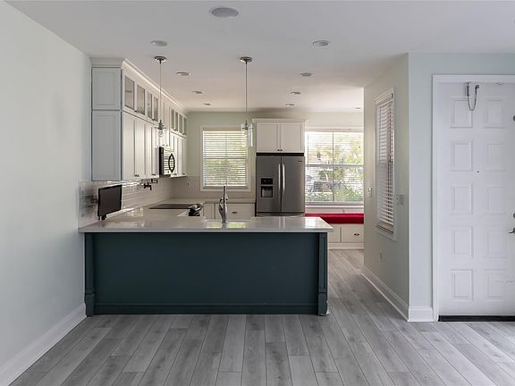 2nd image of 1625 Weeping Willow Way #1625