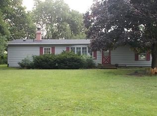 206 Corley St, Tower Hill, IL 62571