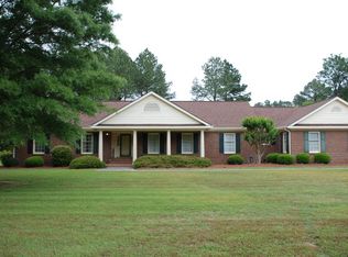 1304 W Church St, Laurinburg, NC 28352