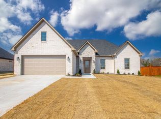 122 Natural Trl, Maumelle, AR 72113