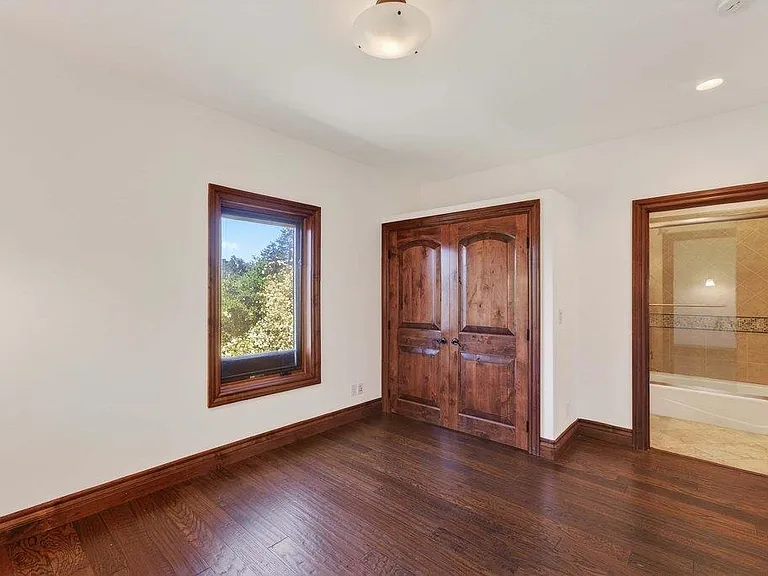 41 S Circle Dr — Photo 36