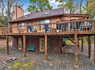 845 Deerfield Rd, Lake Ariel, PA 18436