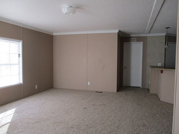 3rd image of 5521 Santa Claus Ln