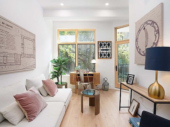 4th image of 1346 Pacific St #3B